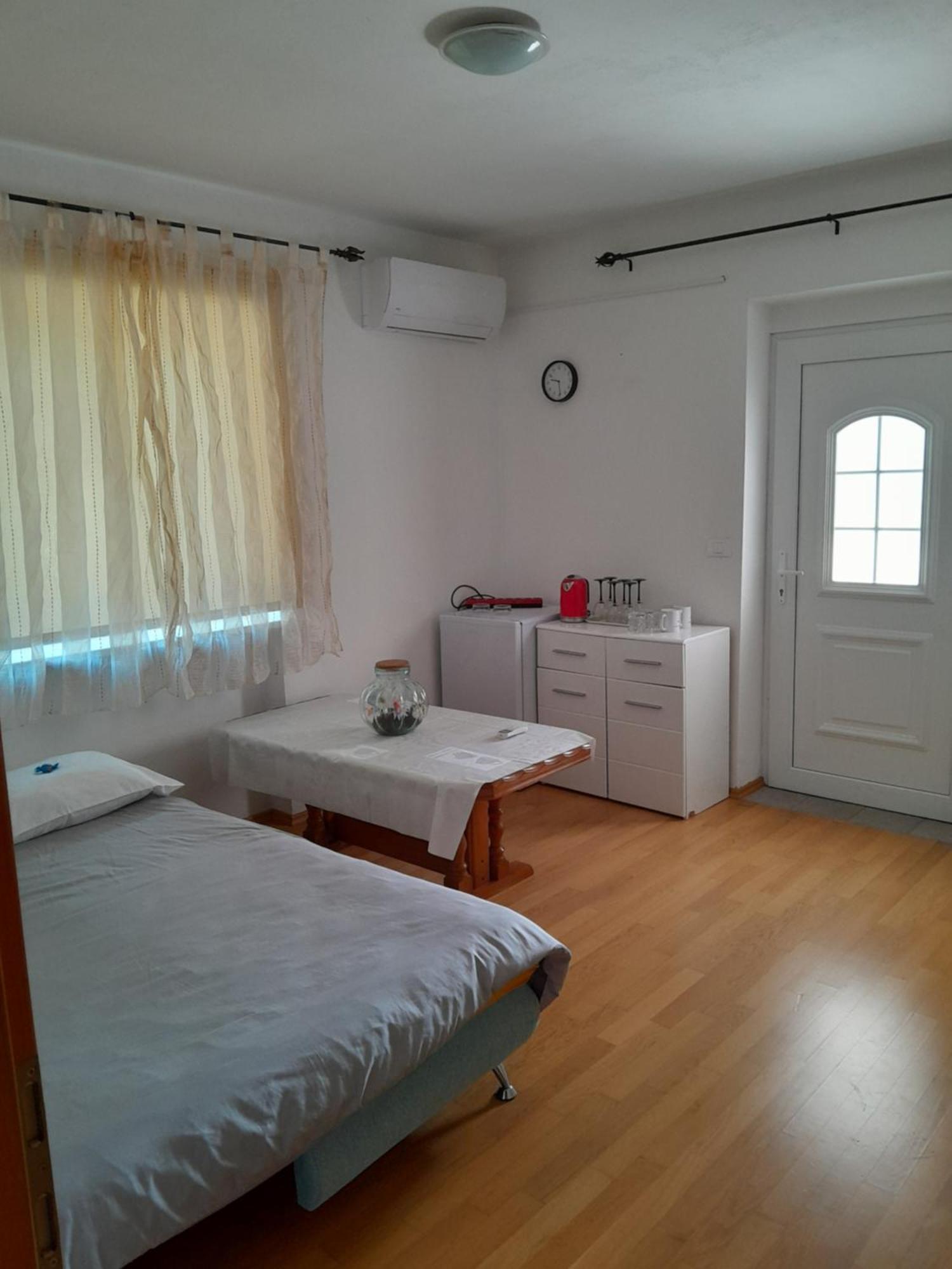 Apartmaji Strunjan Exterior foto